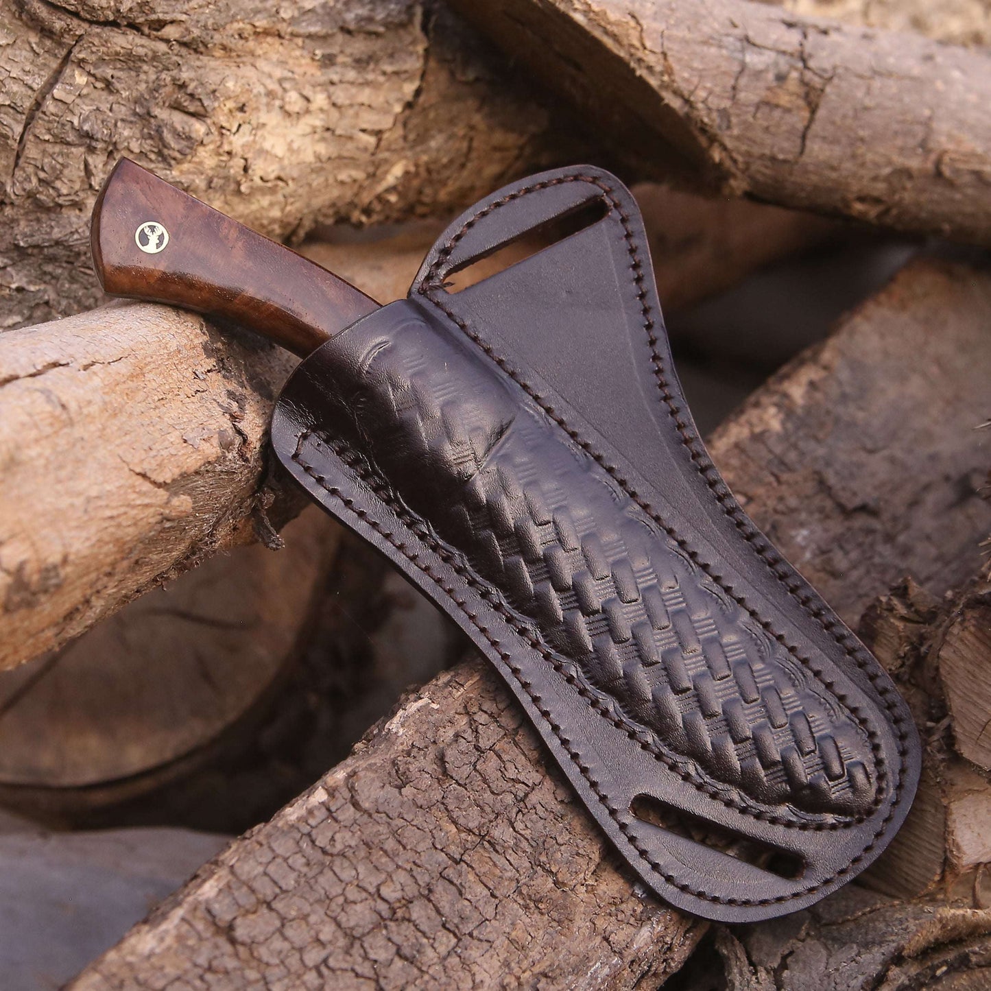 Handmade hunting knife