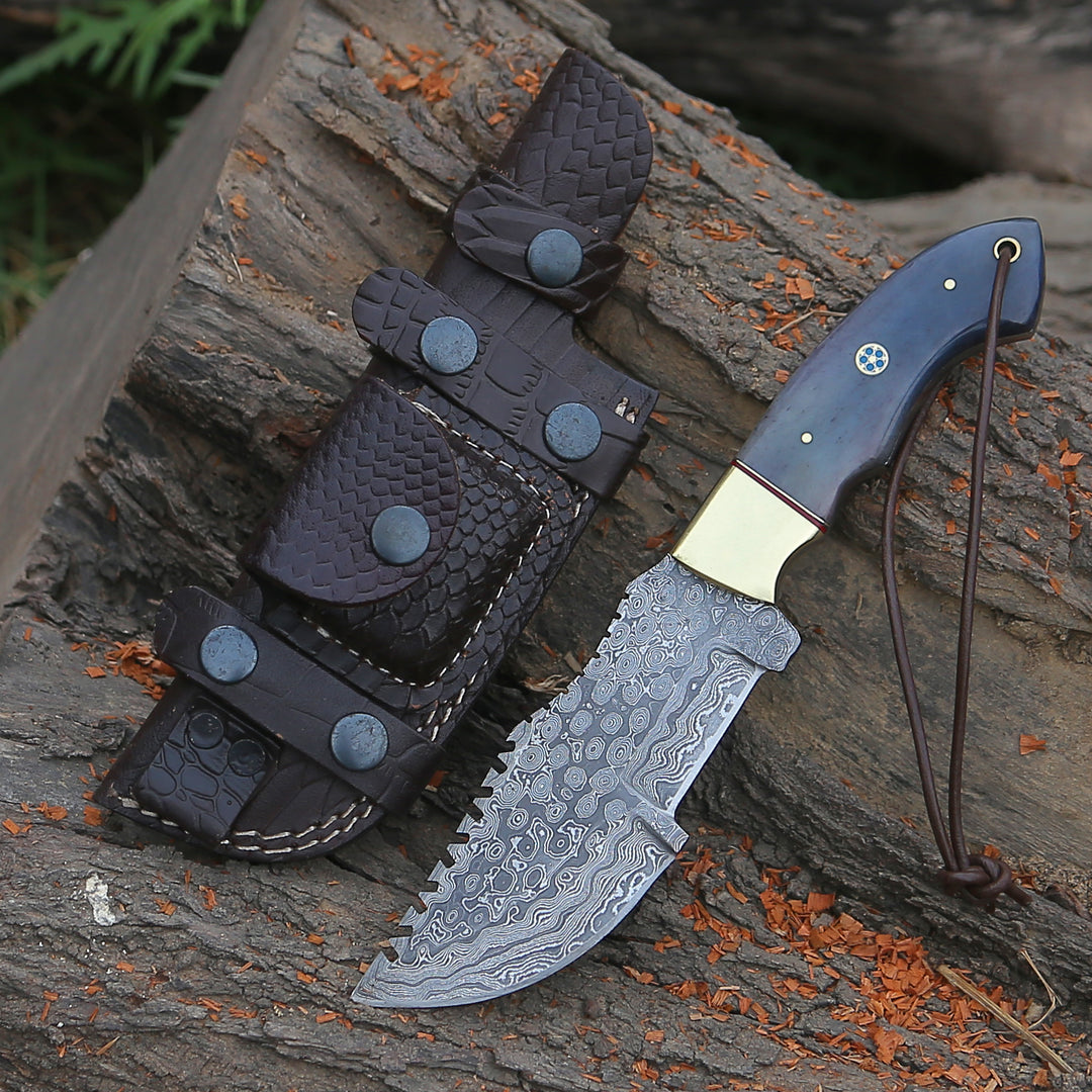 High-Quality Damascus Knives for Camping Enthusiasts