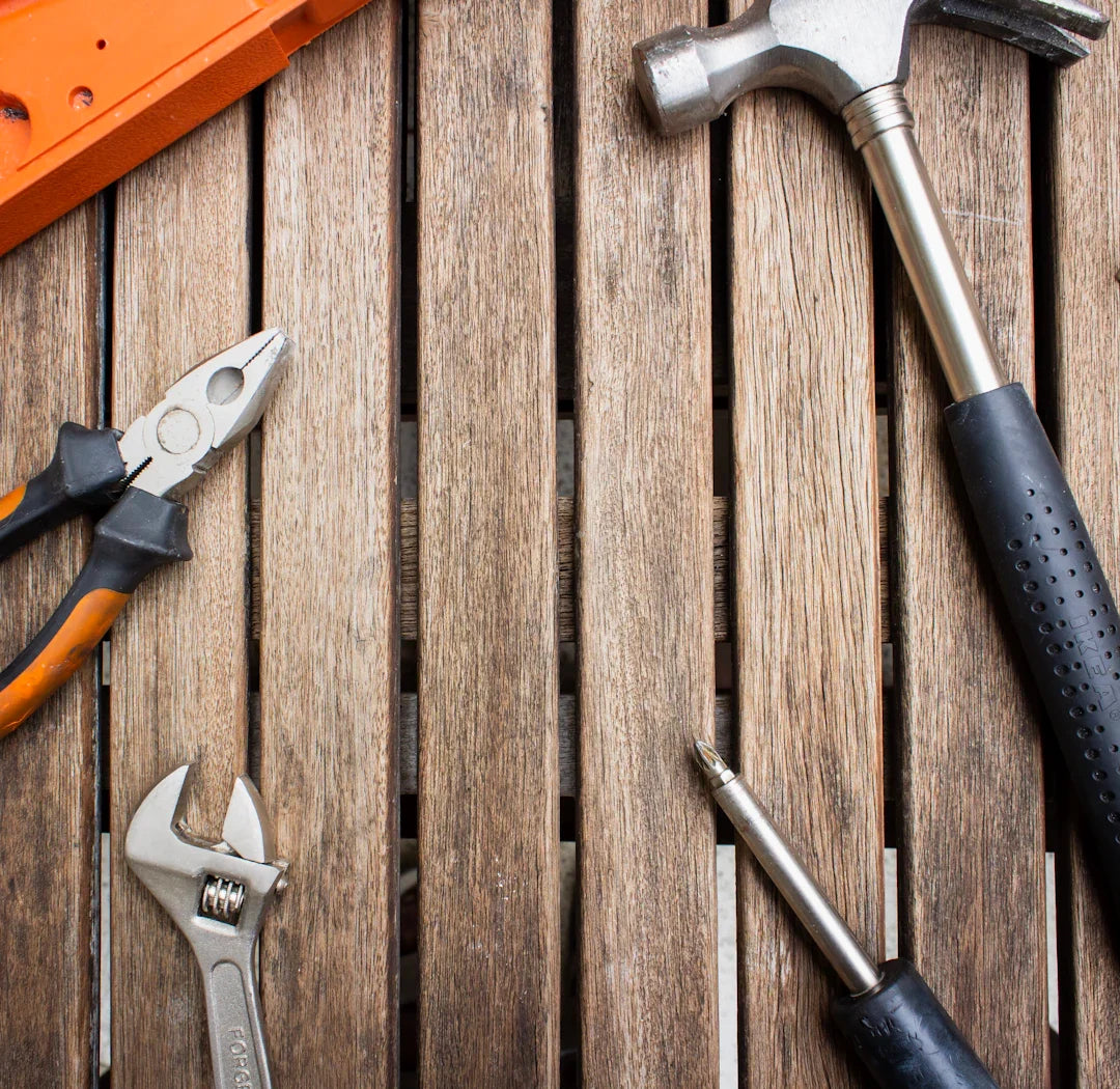 The Pocket Knife vs Multi-Tool: Which Is Right for You? - Shokunin USA