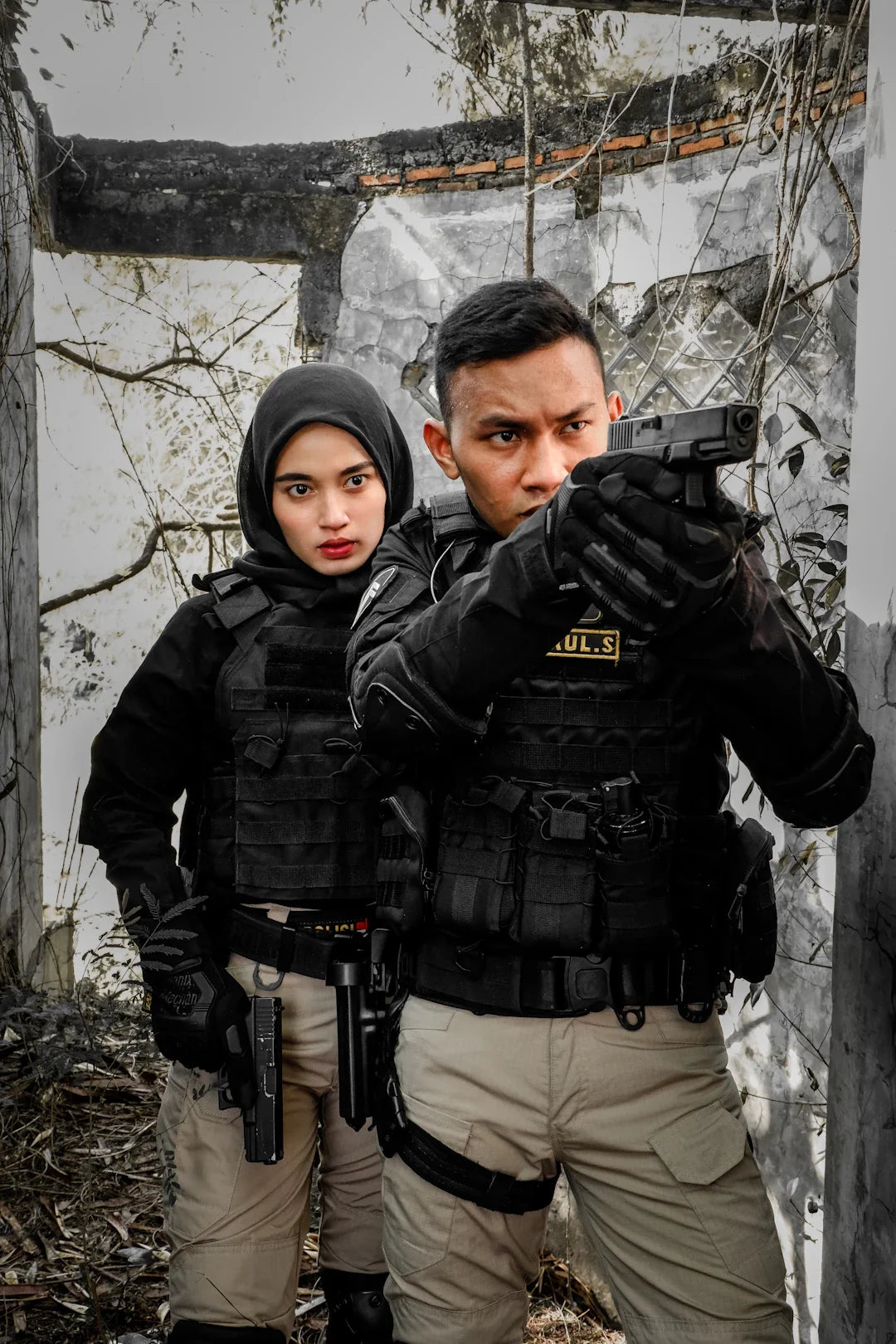 Unleash Your Adventure: Exploring the World of Tactical and Survival Knives - Shokunin USA