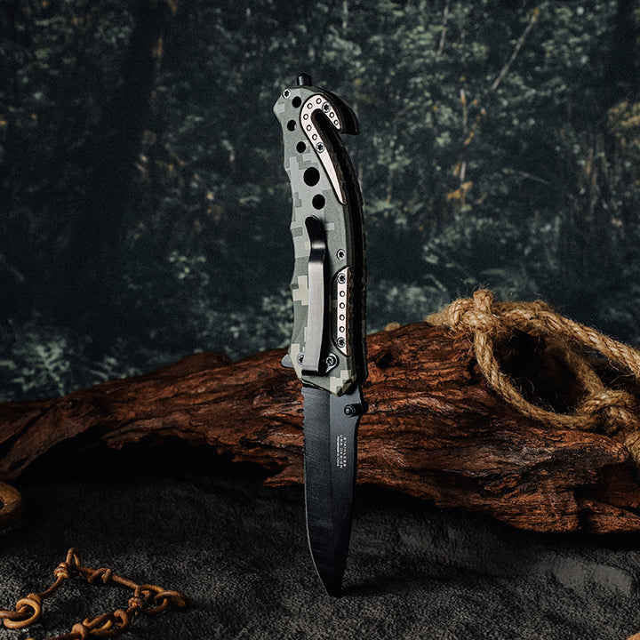 Pocket Knife - Star Pocket Knife with Serrated Blade &amp; Camouflage Handle - Shokunin USA