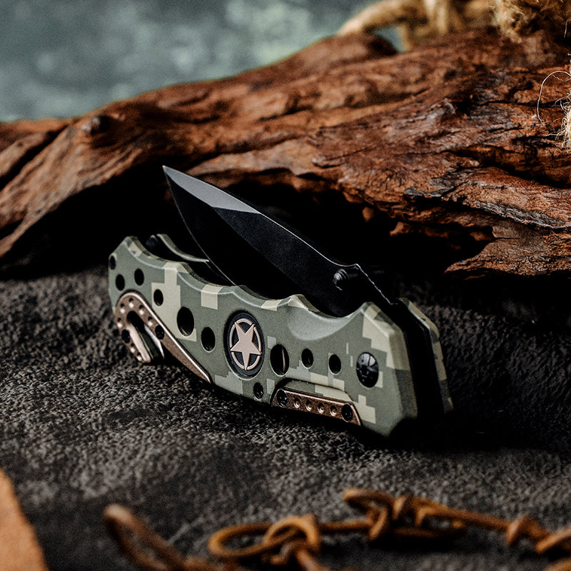 Pocket Knife - Star Pocket Knife with Serrated Blade &amp; Camouflage Handle - Shokunin USA