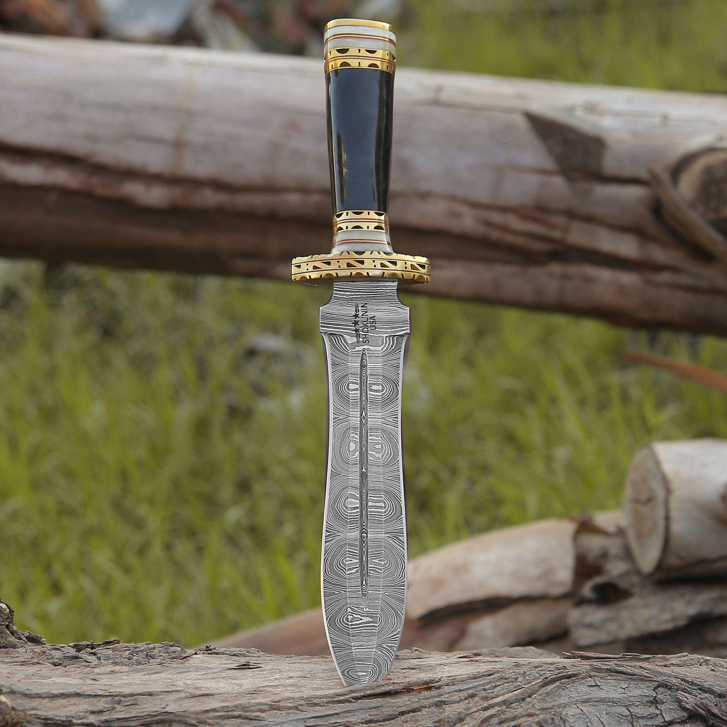 Damascus knife - Fear Damascus Fixed Blade Hunting Knife with Bull Horn & Brass Handle - Shokunin USA