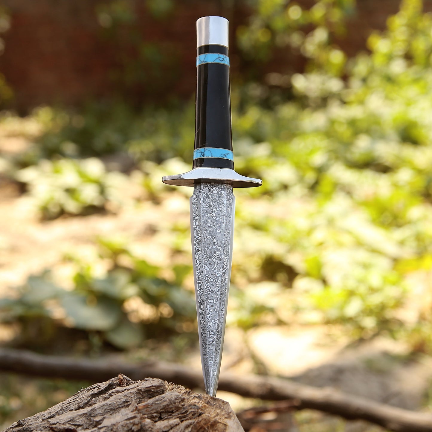 Oasis Damascus Hunting Fixed Blade Knife with Turquoise and Bull Horn Handle - Shokunin USA