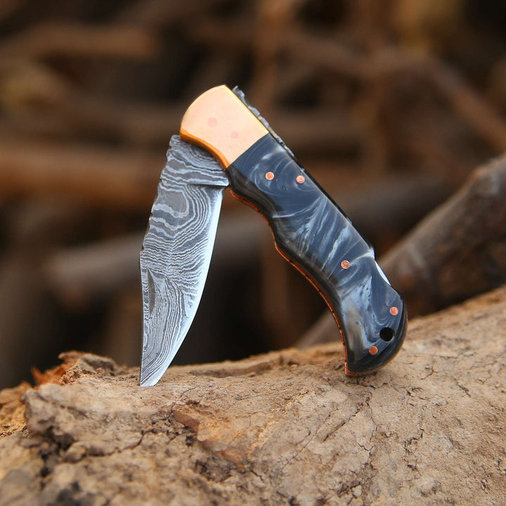 Pocket Knife - Guardian Pocket Knife with With Copper Bolster &amp; Resin Scales - Shokunin USA