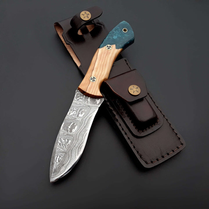 Damascus Knife - Breeze Hunting Knife with Exotic Olive Wood &amp; Resin Handle - Shokunin USA