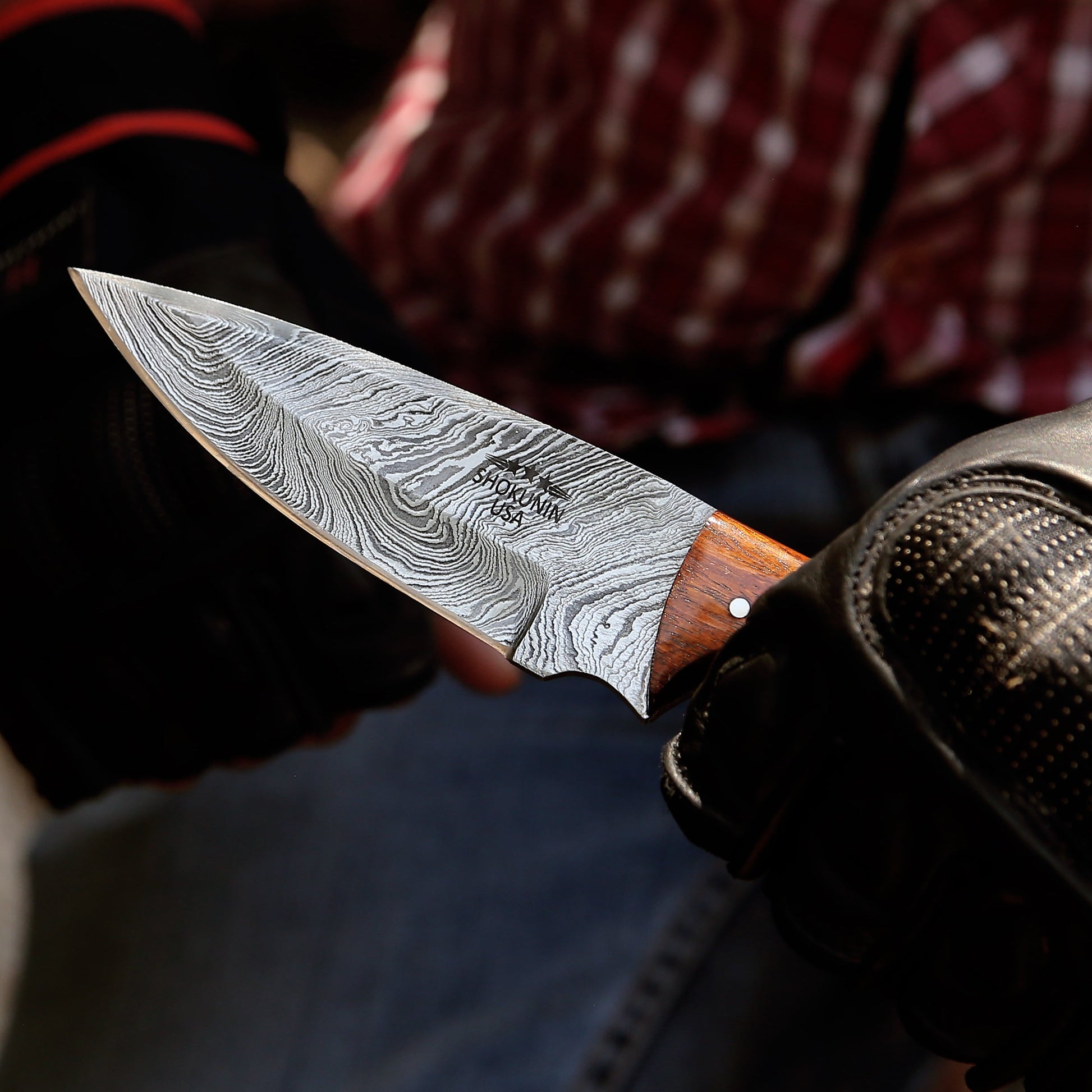Damascus Knife - Starlight Damascus Hunting Knife with Exotic Rosewood & Ram Horn Handle - Shokunin USA