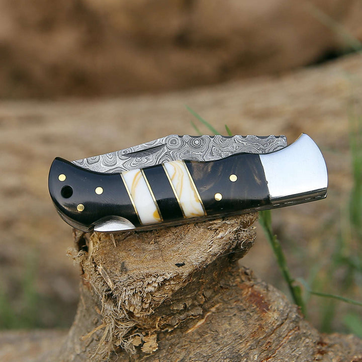 gentleman pocket knives in the USA - Blaze Handmade Damascus folding knife with Sheath - Shokunin USA