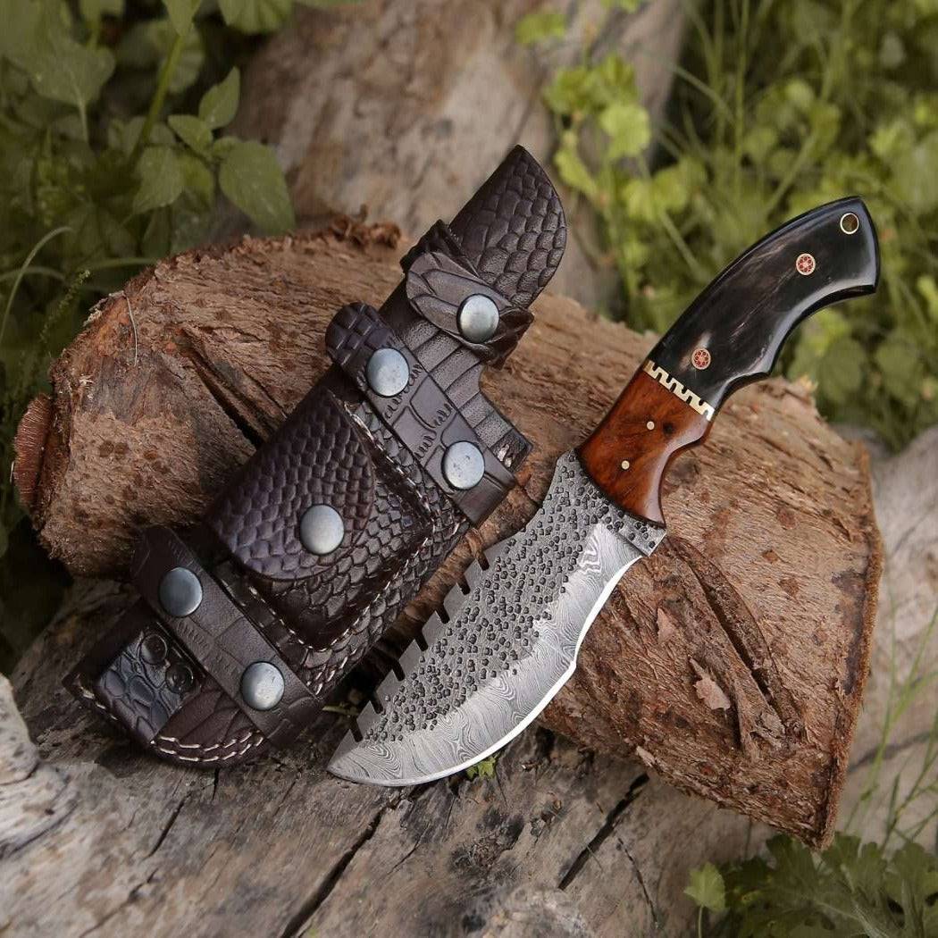 Crest Damascus Tracker Knife with Exotic Rose Wood and Horn Handle - Shokunin USA