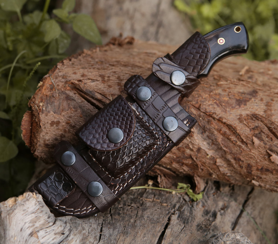Hunting &amp; Survival Knives