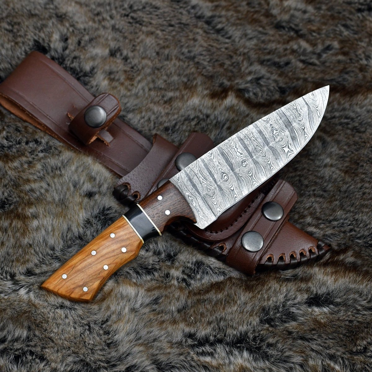 Damascus Knife - Sculptor Camp Knife with Exotic Olive Wood Handle - Shokunin USA