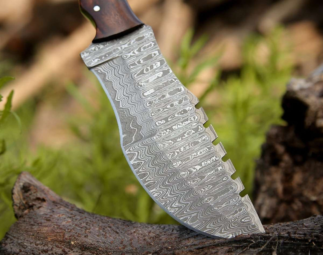 Blast Damascus Tracker Knife with Ram Horn Handle - Shokunin USA