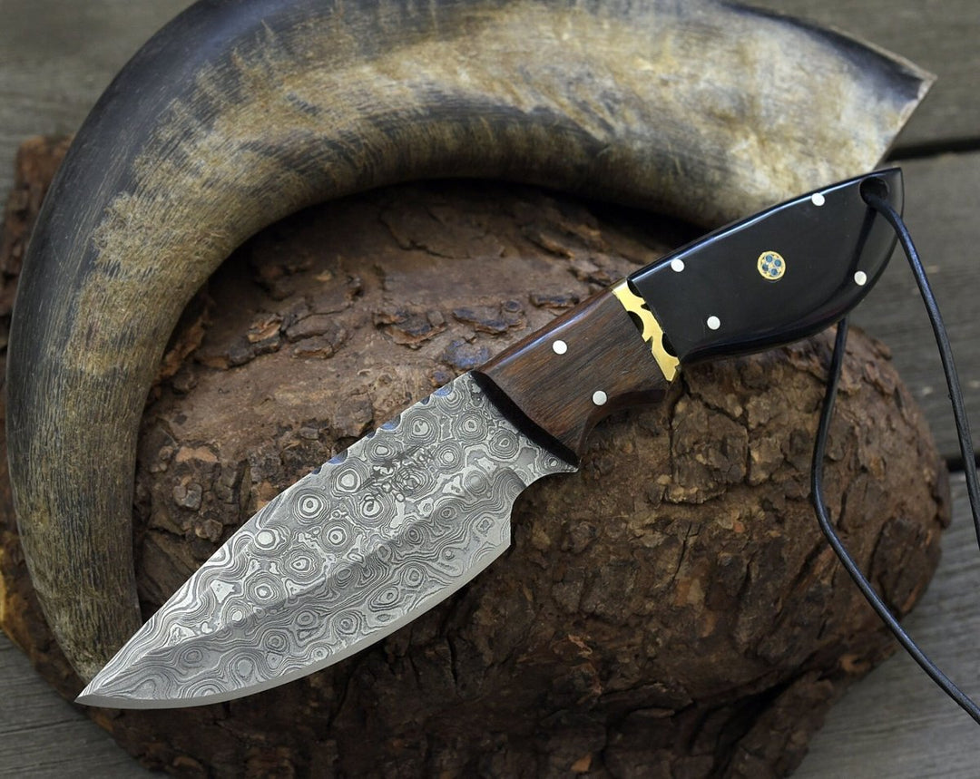 Utility Knife - Oathkeeper Deer Skinning Knife with Horn &amp; Rosewood Handle - Shokunin USA
