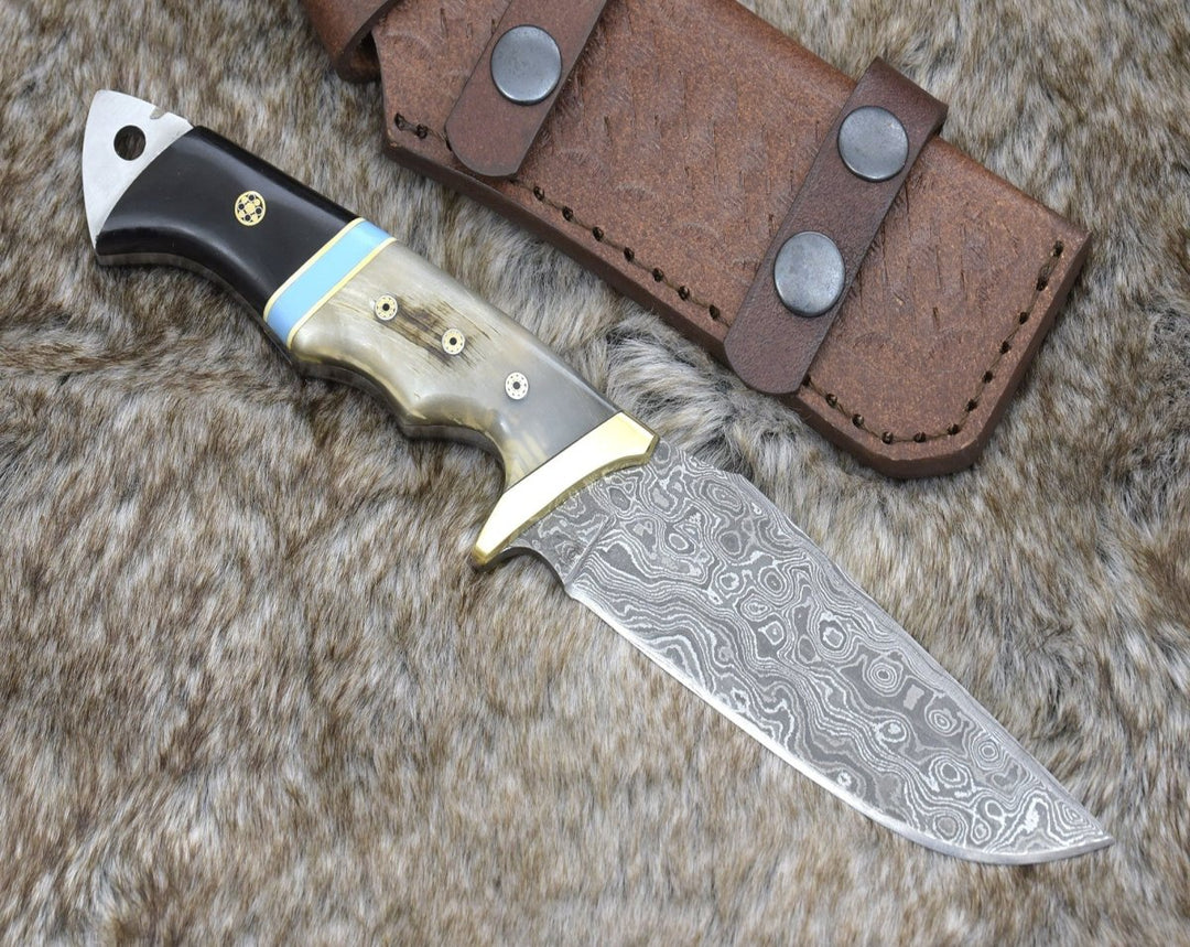 Damascus Knife - Reaver Hunting Knife with Ram Horn &amp; Turquoise Handle - Shokunin USA