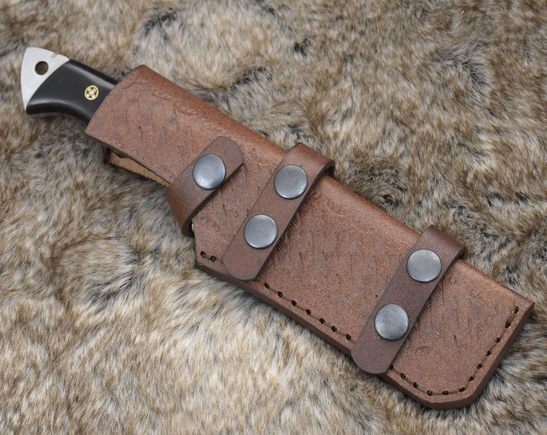 Damascus Knife - Reaver Hunting Knife with Ram Horn &amp; Turquoise Handle - Shokunin USA