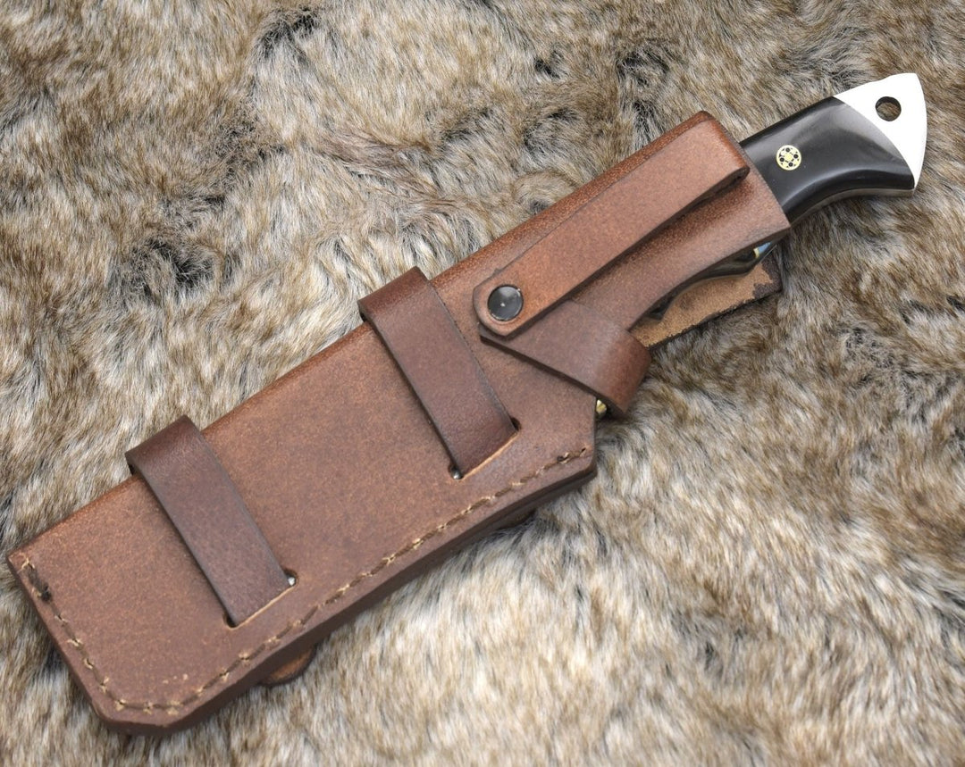 Damascus Knife - Reaver Hunting Knife with Ram Horn &amp; Turquoise Handle - Shokunin USA