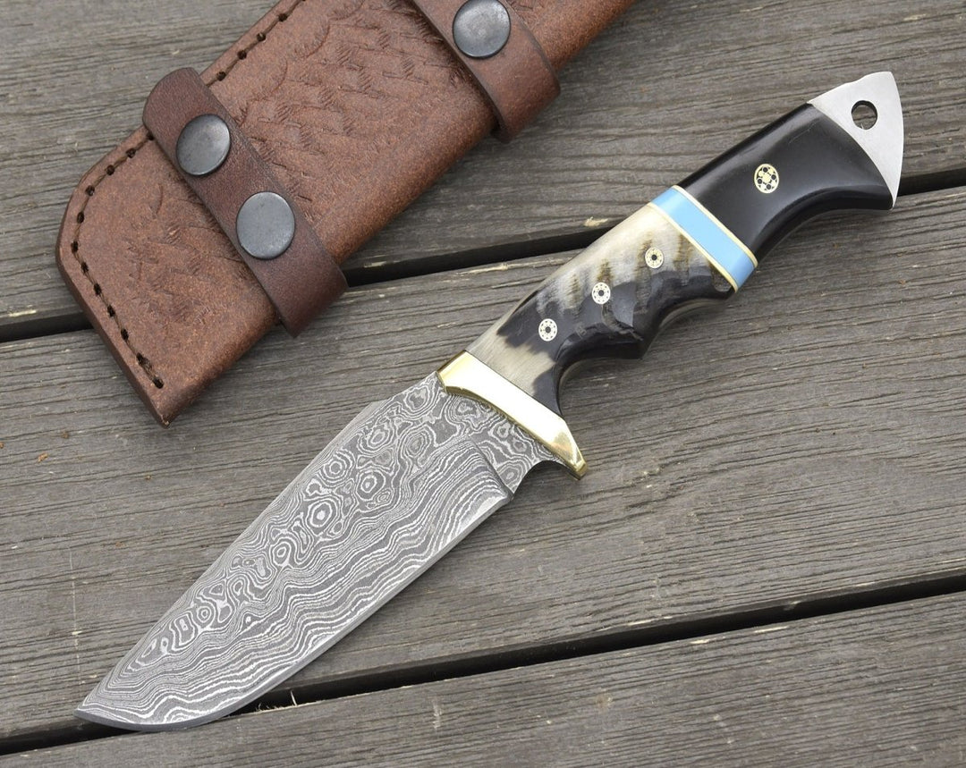 Damascus Knife - Reaver Hunting Knife with Ram Horn &amp; Turquoise Handle - Shokunin USA