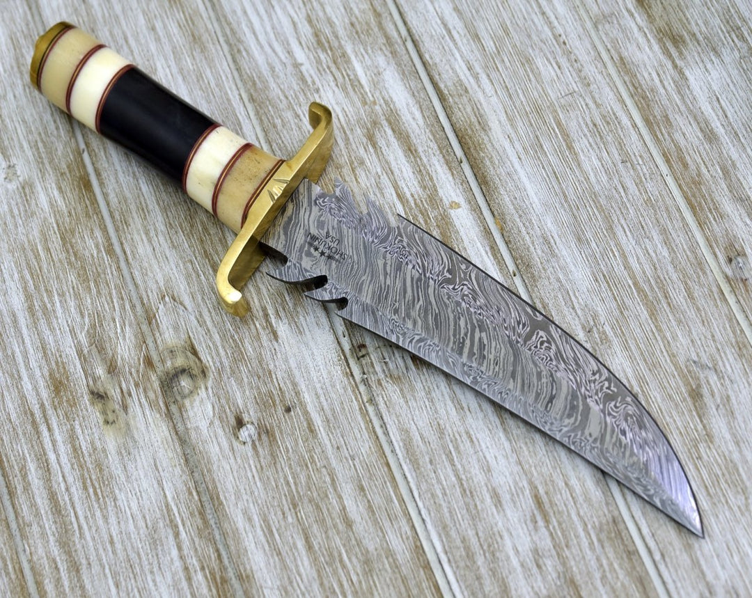 Damascus Knife - Damascus Bowie Knife with Bone &amp; Horn Handle - Shokunin USA