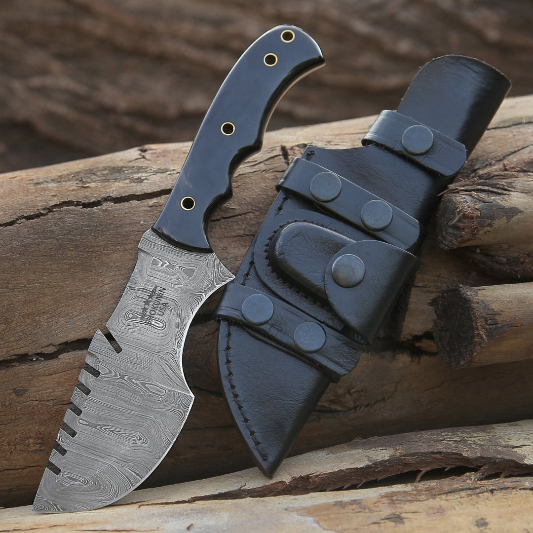 Warthog Damascus Tracker Knife with Horn Handle - Shokunin USA