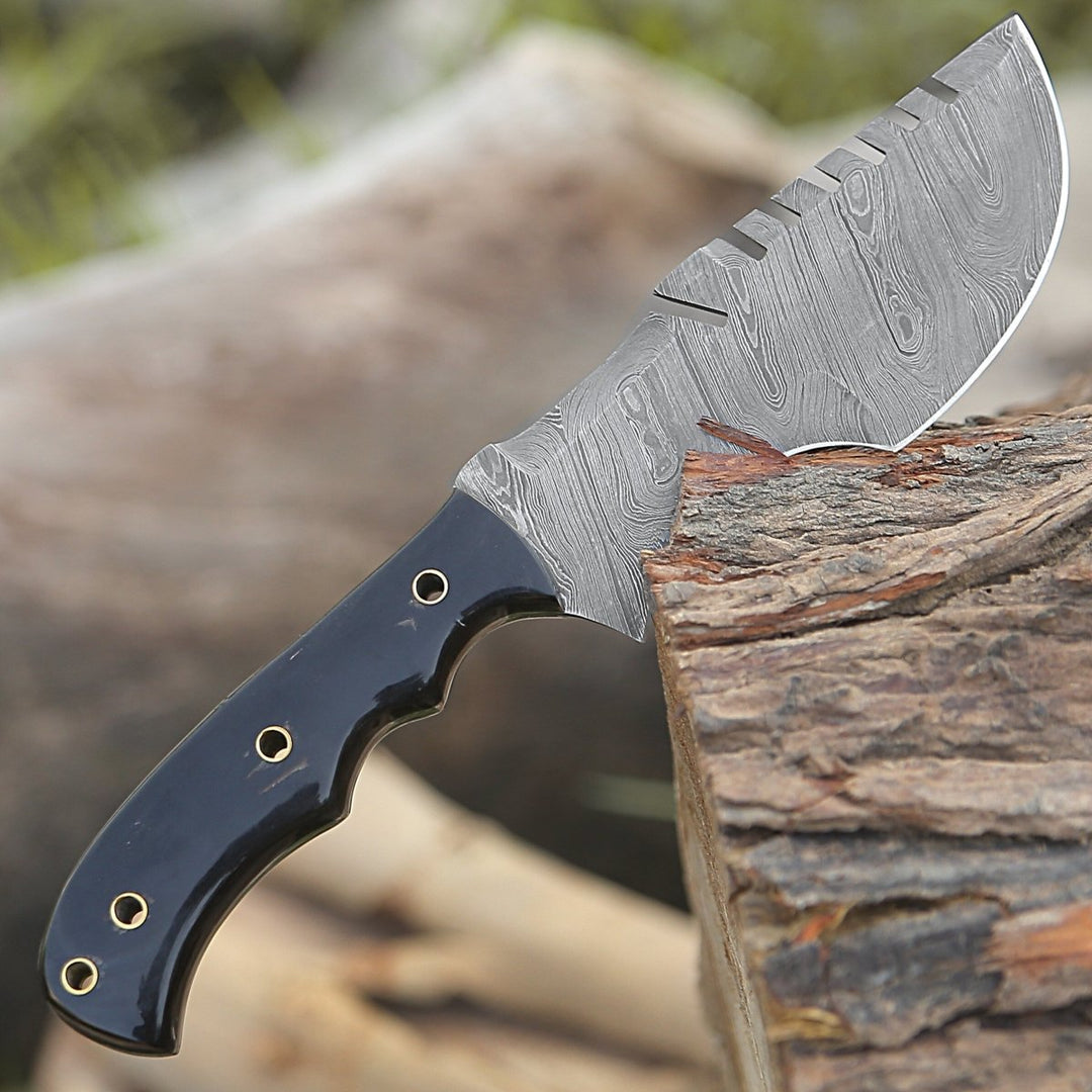 Warthog Damascus Tracker Knife with Horn Handle - Shokunin USA